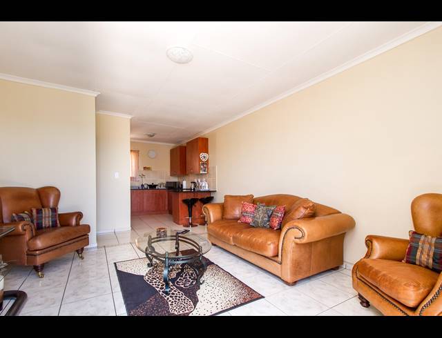2 BEDROOM APARTMENT FOR SALE IN LITTLE FALLS